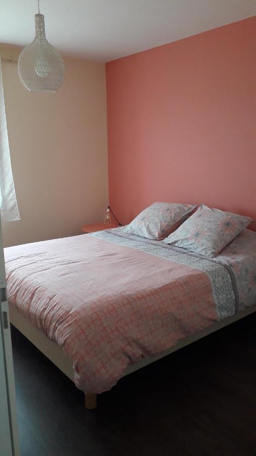 La halte chambre chez l habitant Bonnes  Esterno foto